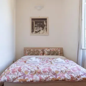 Casa Di Amici Garbatella Rome